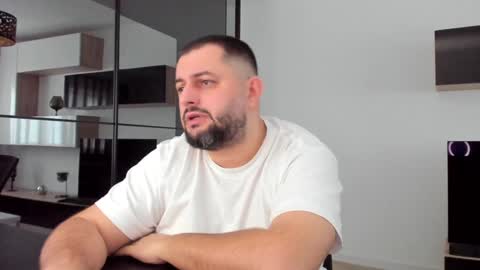 Snapshot of draven_a chatting on 01.22.25 Draven A online show from 01.22.25