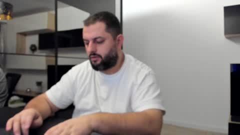 Snapshot of draven_a chatting on 02.04.25 Draven A online show from 02.04.25