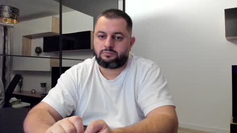 Snapshot of draven_a chatting on 02.06.25 Draven A online show from 02.06.25