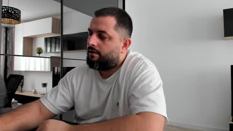 Snapshot of draven_a chatting on 02.14.25 Draven A online show from 02.14.25