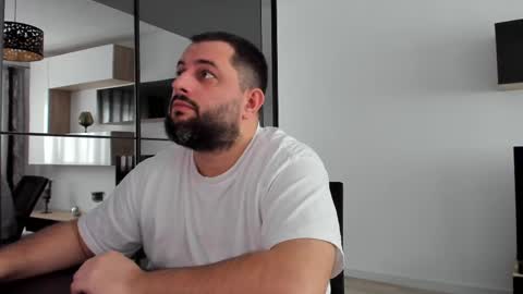 Snapshot of draven_a chatting on 02.18.25 Draven A online show from 02.18.25