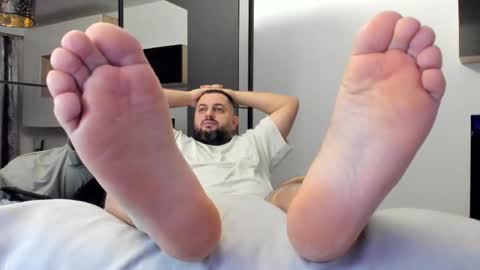 Snapshot of draven_a chatting on 02.20.25 Draven A online show from 02.20.25