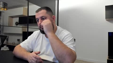 Snapshot of draven_a chatting on 02.25.25 Draven A online show from 02.25.25