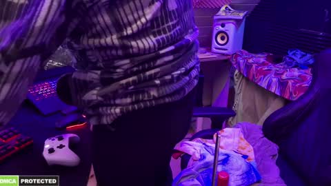 Snapshot of drawingcock chatting on 02.20.25 drawingcock online show from 02.20.25