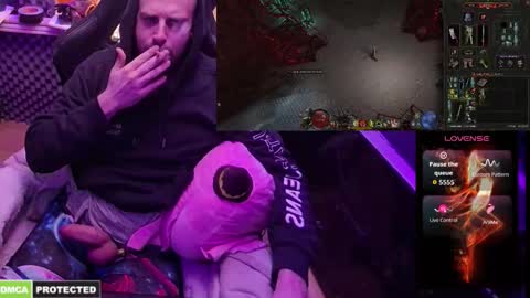 Snapshot of drawingcock chatting on 09.17.25 drawingcock online show from 09.17.25