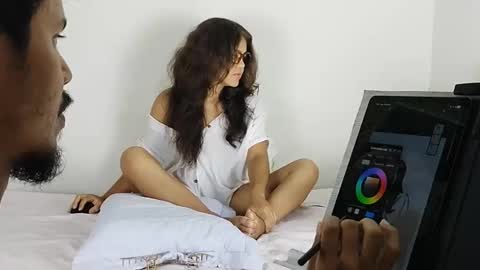 Snapshot of drawturbates chatting on 11.28.25 Drawturbates online show from 11.28.25