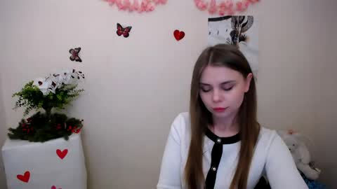 Mari online show from 04.11.26