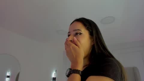 Snapshot of dream_nena chatting on 10.14.25 N E N A online show from 10.14.25
