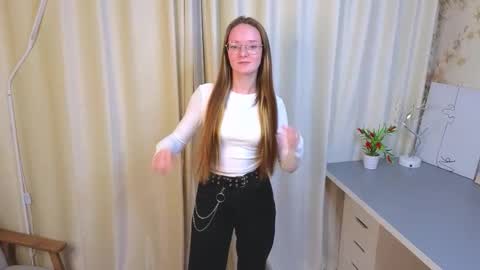 Snapshot of dreamaprokos chatting on 11.10.25 Hello im Leya online show from 11.10.25