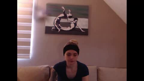 Snapshot of dreamcatcherfantasy chatting on 12.23.24 A girl online show from 12.23.24