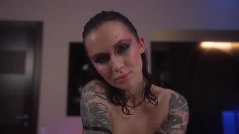 Sarah online show from 02.26.26