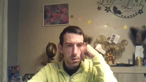 Snapshot of dreamguy38 chatting on 12.24.24 dreamguy38 online show from 12.24.24