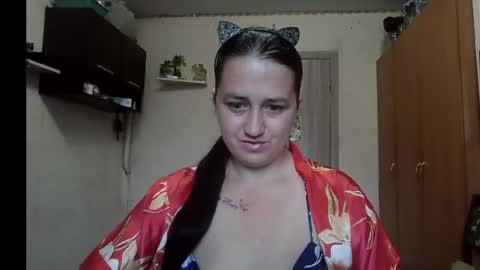 Snapshot of dreamiebelle chatting on 09.30.25 dreamiebelle online show from 09.30.25