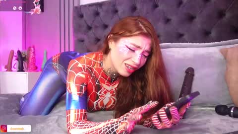 dreamleah_ online show from 12.21.25