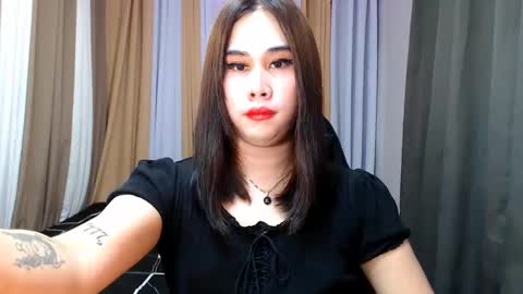 Snapshot of dreammegan chatting on 02.04.25 Stacy DONT FORGET TO FOLLOW ME AND THUMBS UP my wife samgrg2 online show from 02.04.25