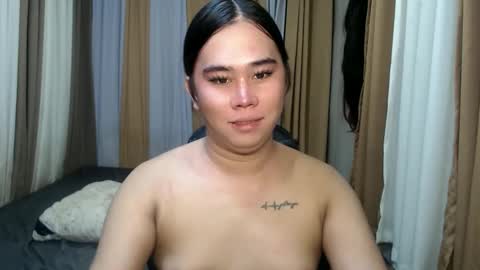 Snapshot of dreammegan chatting on 09.16.25 Stacy DONT FORGET TO FOLLOW ME AND THUMBS UP my wife samgrg2 online show from 09.16.25