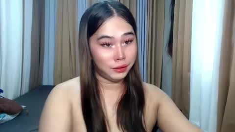 Snapshot of dreammegan chatting on 10.04.25 Stacy DONT FORGET TO FOLLOW ME AND THUMBS UP my wife samgrg2 online show from 10.04.25