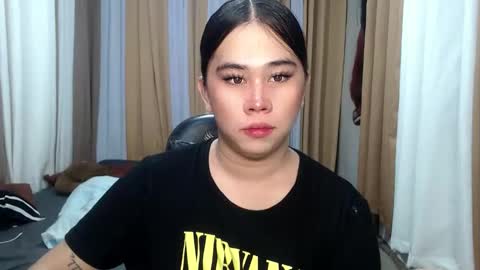 Snapshot of dreammegan chatting on 10.05.25 Stacy DONT FORGET TO FOLLOW ME AND THUMBS UP my wife samgrg2 online show from 10.05.25