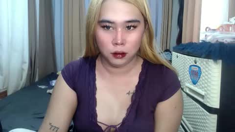 Snapshot of dreammegan chatting on 03.23.26 Stacy DONT FORGET TO FOLLOW ME AND THUMBS UP my wife samgrg2 online show from 03.23.26