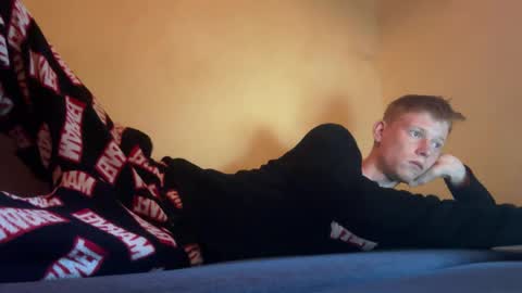 dreamy_devi1 online show from 04.12.26