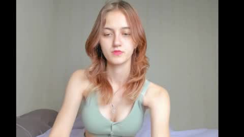 dreamy_pollyyy online show from 10.03.25