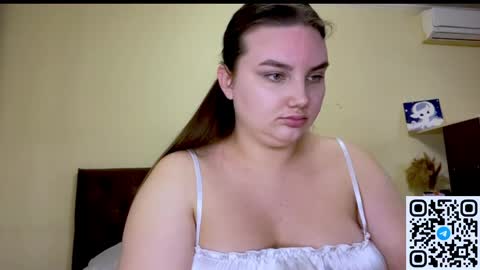 Mila online show from 04.14.26