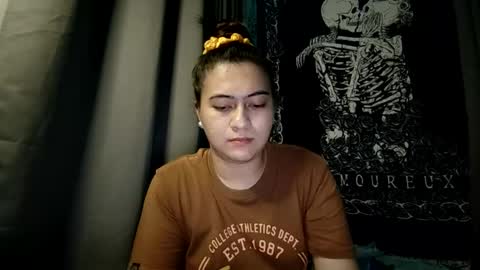 Snapshot of dreamycreamyst chatting on 12.26.24 dreamycreamyst online show from 12.26.24