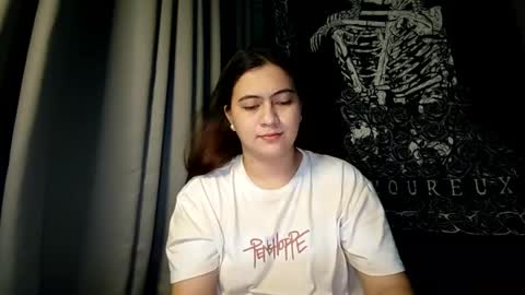 Snapshot of dreamycreamyst chatting on 01.04.25 dreamycreamyst online show from 01.04.25