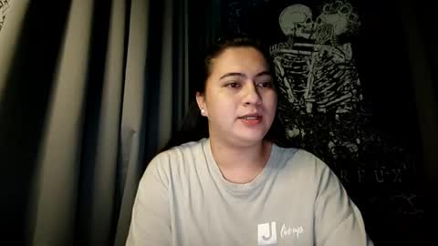 Snapshot of dreamycreamyst chatting on 01.12.25 dreamycreamyst online show from 01.12.25