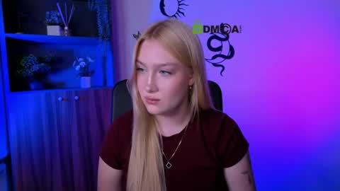 Snapshot of dreamyivyy chatting on 07.22.26 Ivy online show from 07.22.26