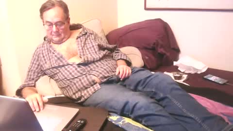 Snapshot of drfeelgood777 chatting on 12.16.24 Dr. Feelgood online show from 12.16.24