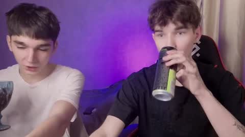 Snapshot of drinklinov chatting on 05.10.26 Mark online show from 05.10.26