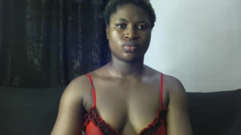 Snapshot of dripping_luna chatting on 01.05.25 dripping_luna online show from 01.05.25