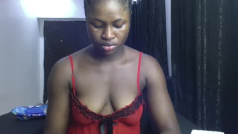 Snapshot of dripping_luna chatting on 01.21.25 dripping_luna online show from 01.21.25