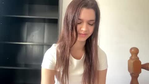Snapshot of drizzlepuff chatting on 07.14.26 Anna online show from 07.14.26