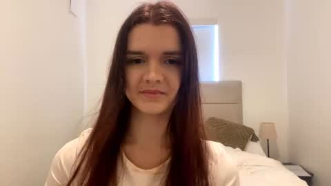 Snapshot of drizzlepuff chatting on 07.20.26 Anna online show from 07.20.26