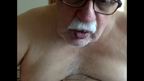 Snapshot of drnick069 chatting on 05.25.26 drnick069 online show from 05.25.26