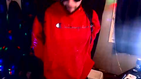 Snapshot of drogoloko233 chatting on 02.16.26 drogo lpkp online show from 02.16.26