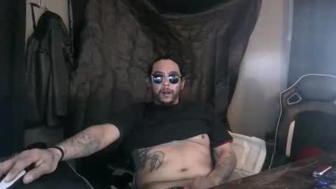 Snapshot of drogoloko233 chatting on 02.20.26 drogo lpkp online show from 02.20.26