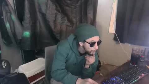 Snapshot of drogoloko233 chatting on 02.21.26 drogo lpkp online show from 02.21.26