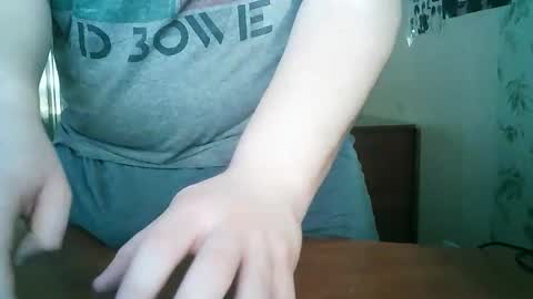 Snapshot of drovachok2_0 chatting on 10.30.25 Drova online show from 10.30.25