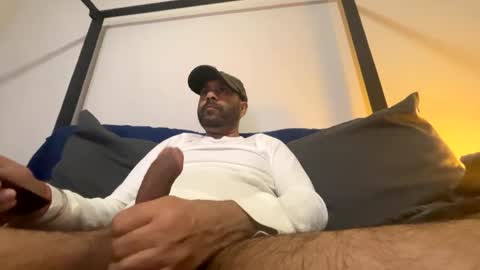 Snapshot of drspunkalott chatting on 12.12.24 drspunkalott online show from 12.12.24