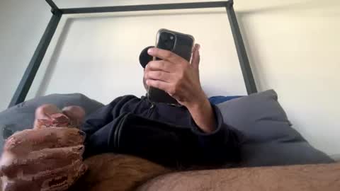 Snapshot of drspunkalott chatting on 12.18.24 drspunkalott online show from 12.18.24