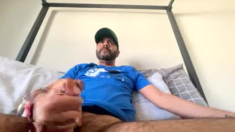 Snapshot of drspunkalott chatting on 01.12.25 drspunkalott online show from 01.12.25