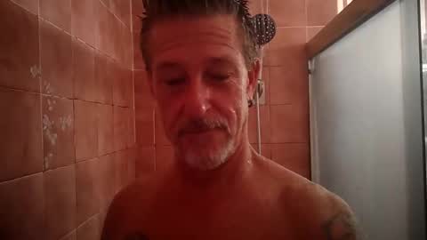 Snapshot of drummerboy72 chatting on 09.16.25 drummerboy72 online show from 09.16.25