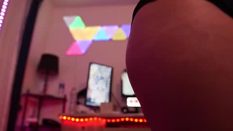 Trixy  Latex Doll online show from 11.21.25