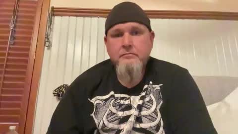 Snapshot of dstar13 chatting on 11.10.25 If ya wanna know ask online show from 11.10.25