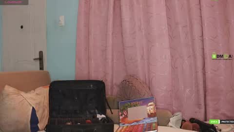 duamilktits online show from 01.20.25