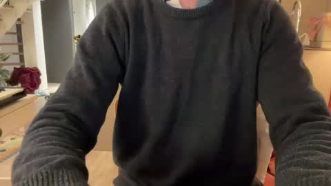 Snapshot of duerythe2 chatting on 04.05.26 Pierre online show from 04.05.26
