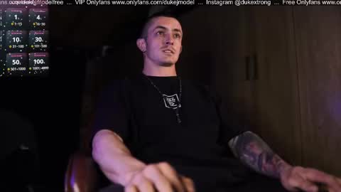 Snapshot of duke_j chatting on 03.10.25 DUKE J              online show from 03.10.25